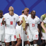 Rekor Inggris Melawan Tuan Rumah Piala Dunia: Ujian Kutukan Kutub